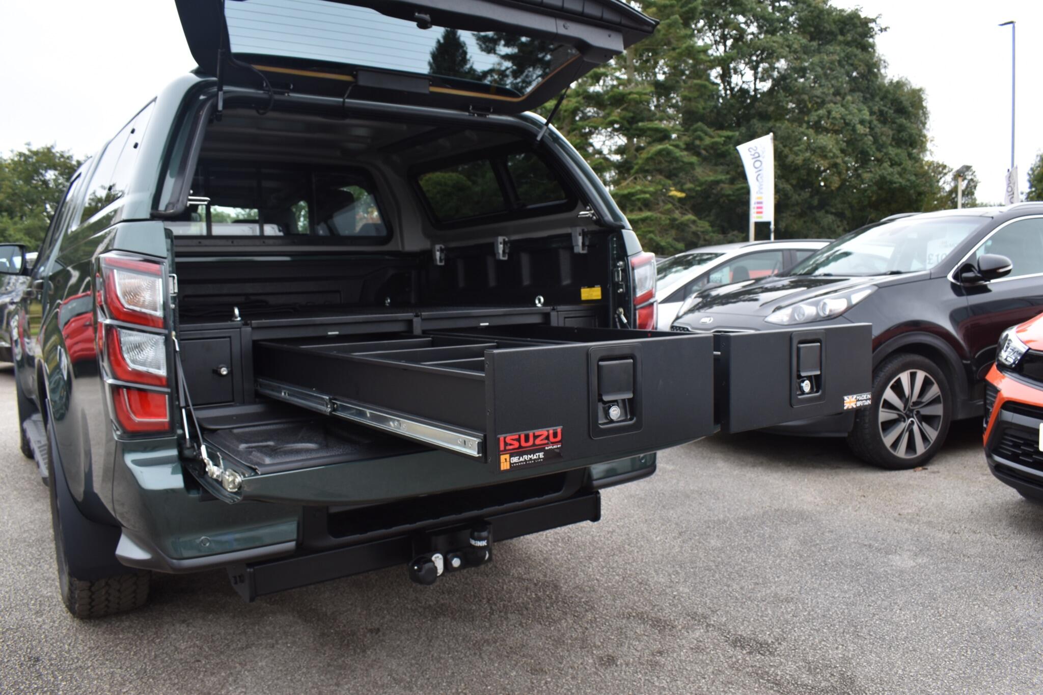 D-Max - 1.9 TD V-Cross Huntsman Auto 4WD Euro 6 - Image 14