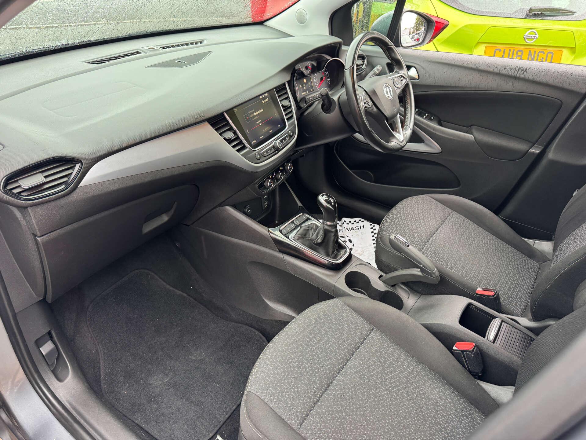 Vauxhall Crossland X view 12
