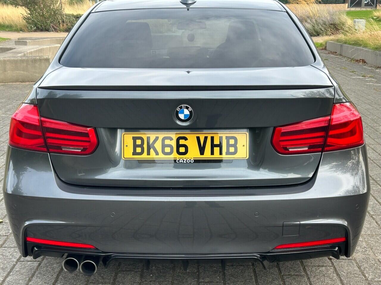 BMW 3 Series view 13