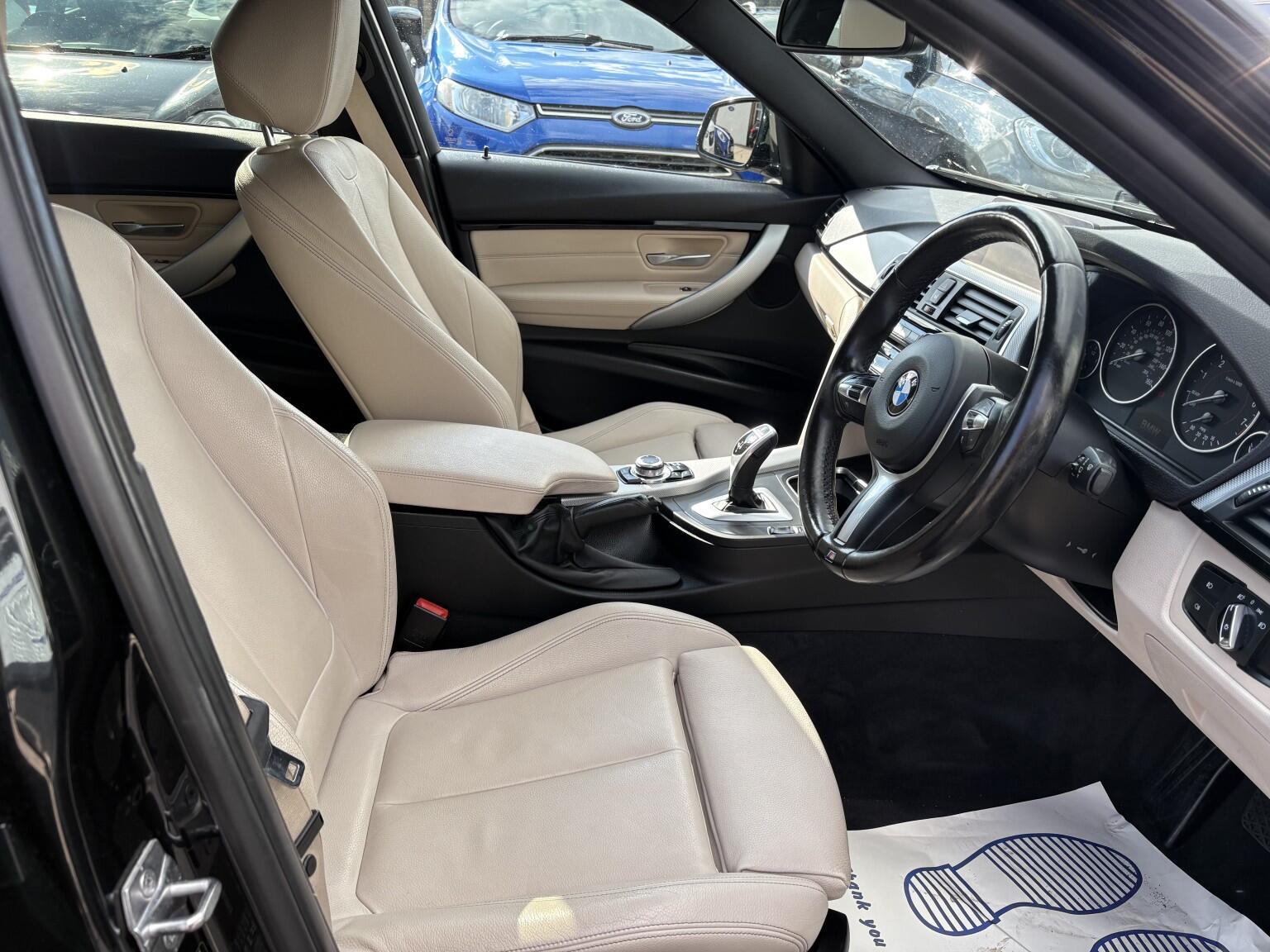 BMW 3 Series view 21