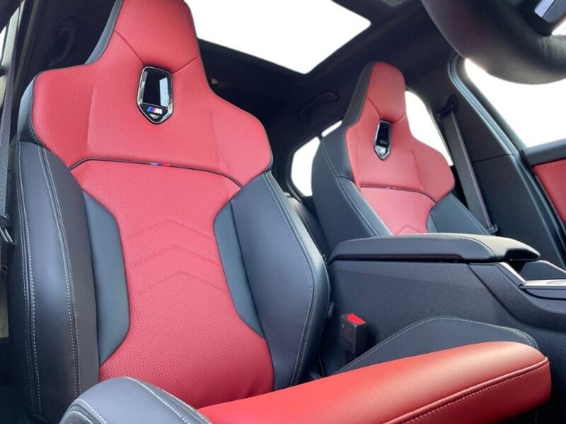 BMW 1 Series view 10
