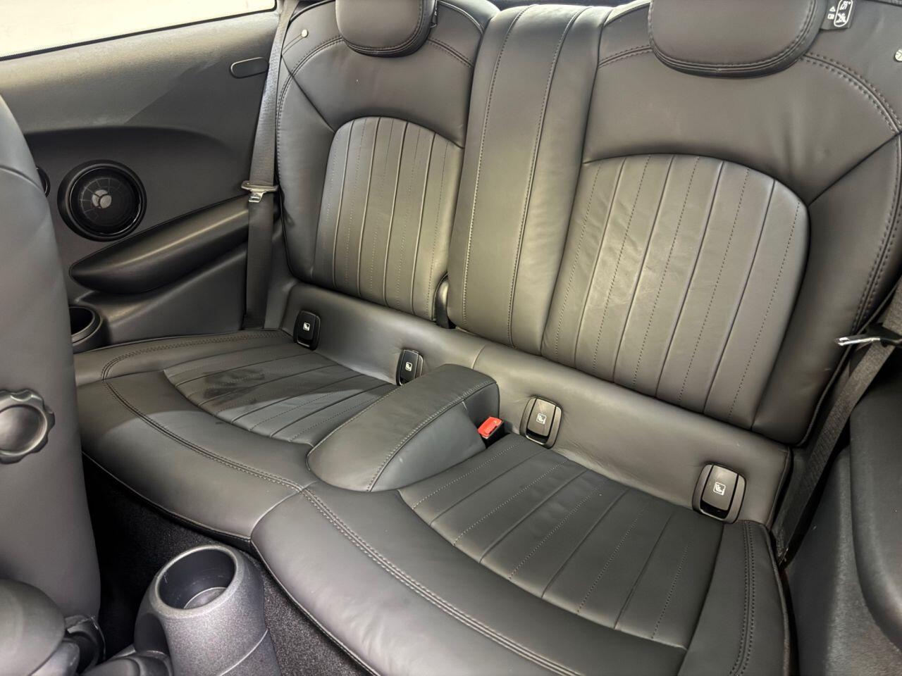 Mini Electric Hatch view 44