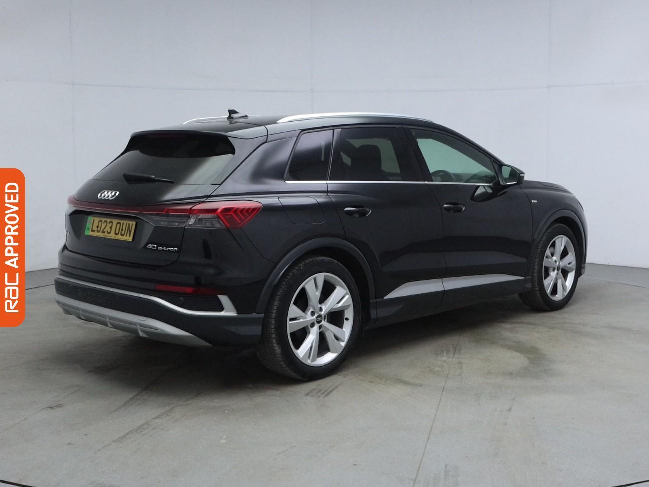 Audi Q4 E-Tron view 32