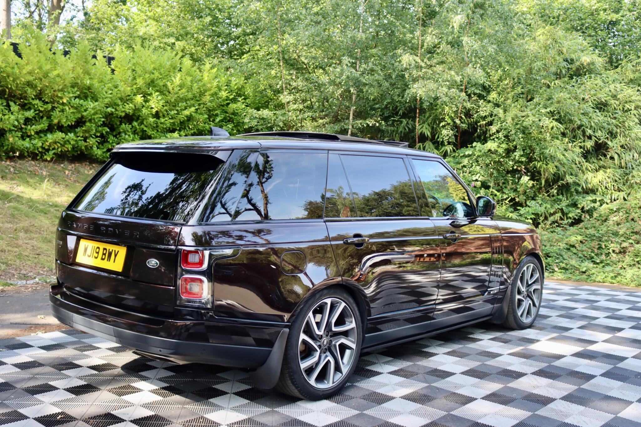 Land Rover Range Rover view 17