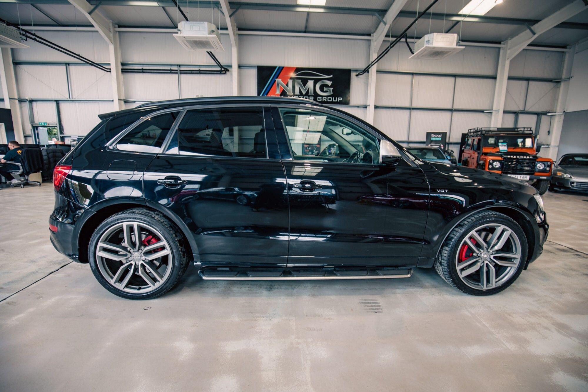 Audi SQ5 view 25