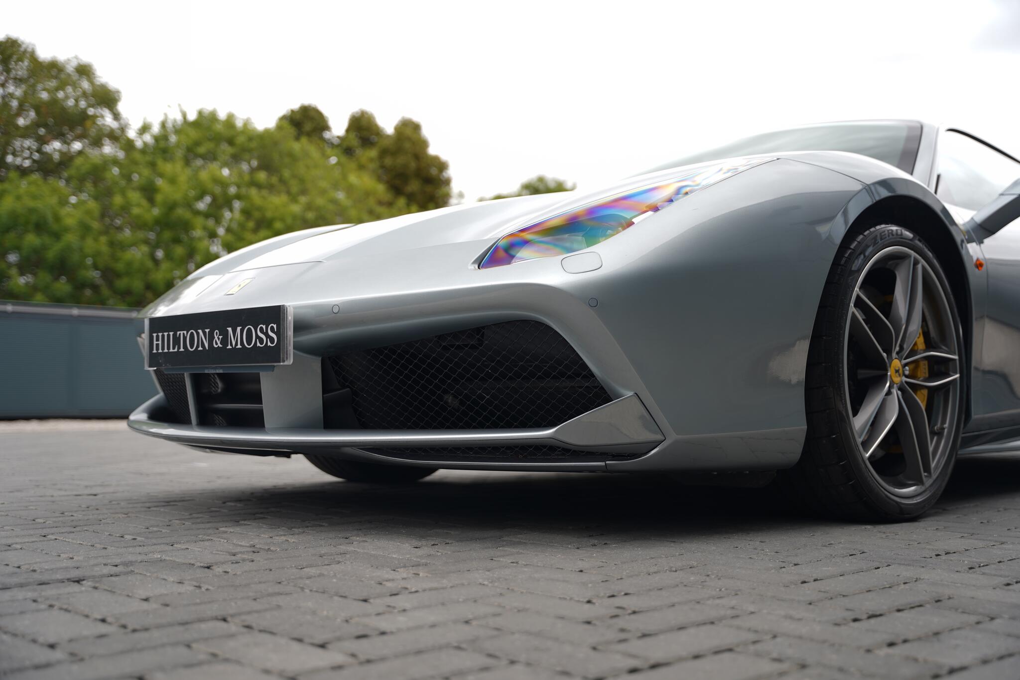 Ferrari 488 view 30