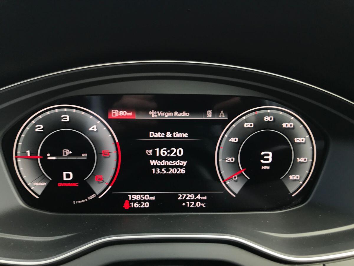 Audi Q5 view 22