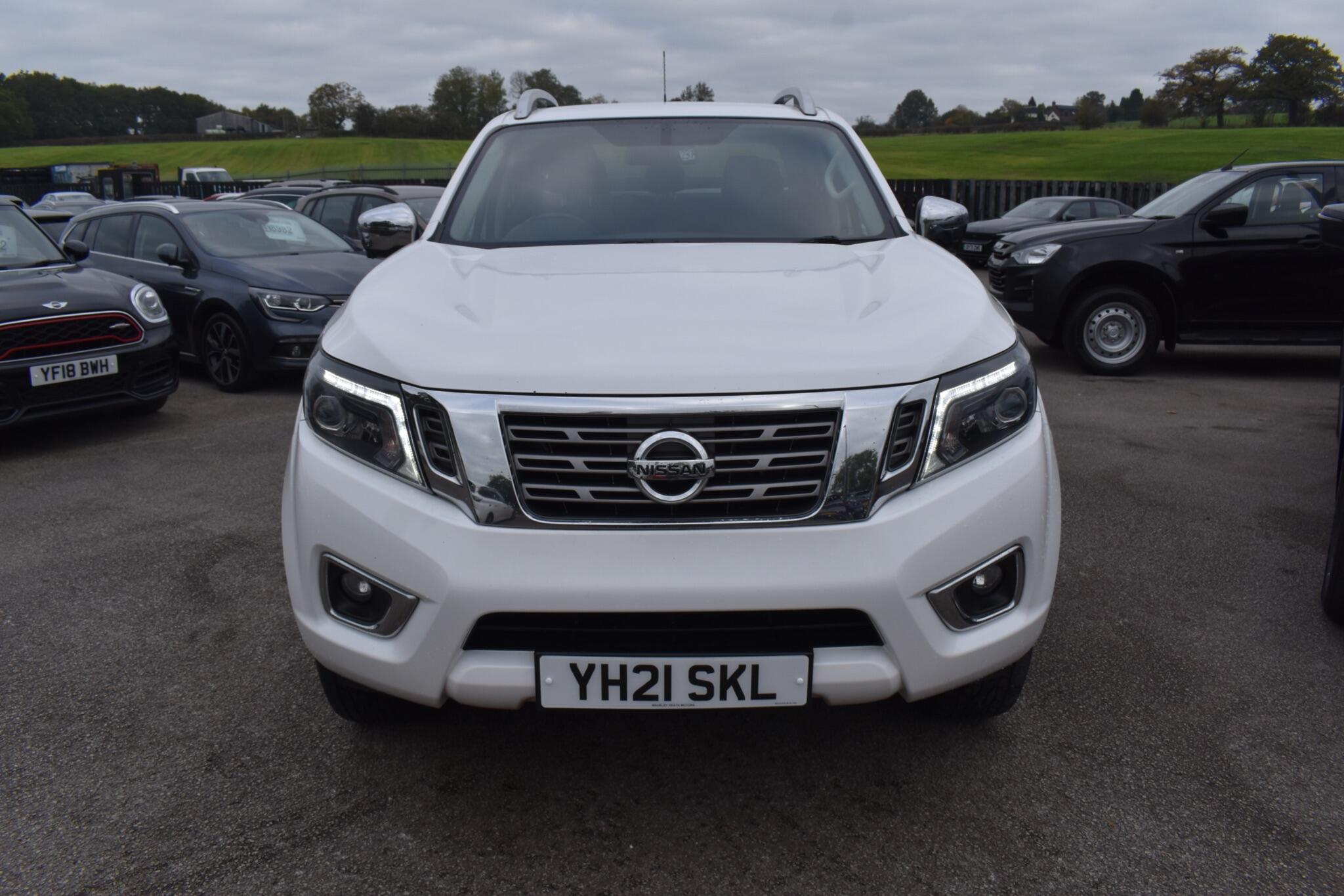 Navara - 2.3 dCi Tekna 4WD Euro 6 (s/s) 4dr - Image 11