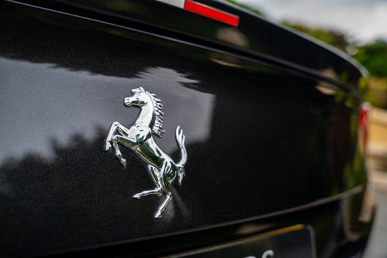 Ferrari F12 view 14