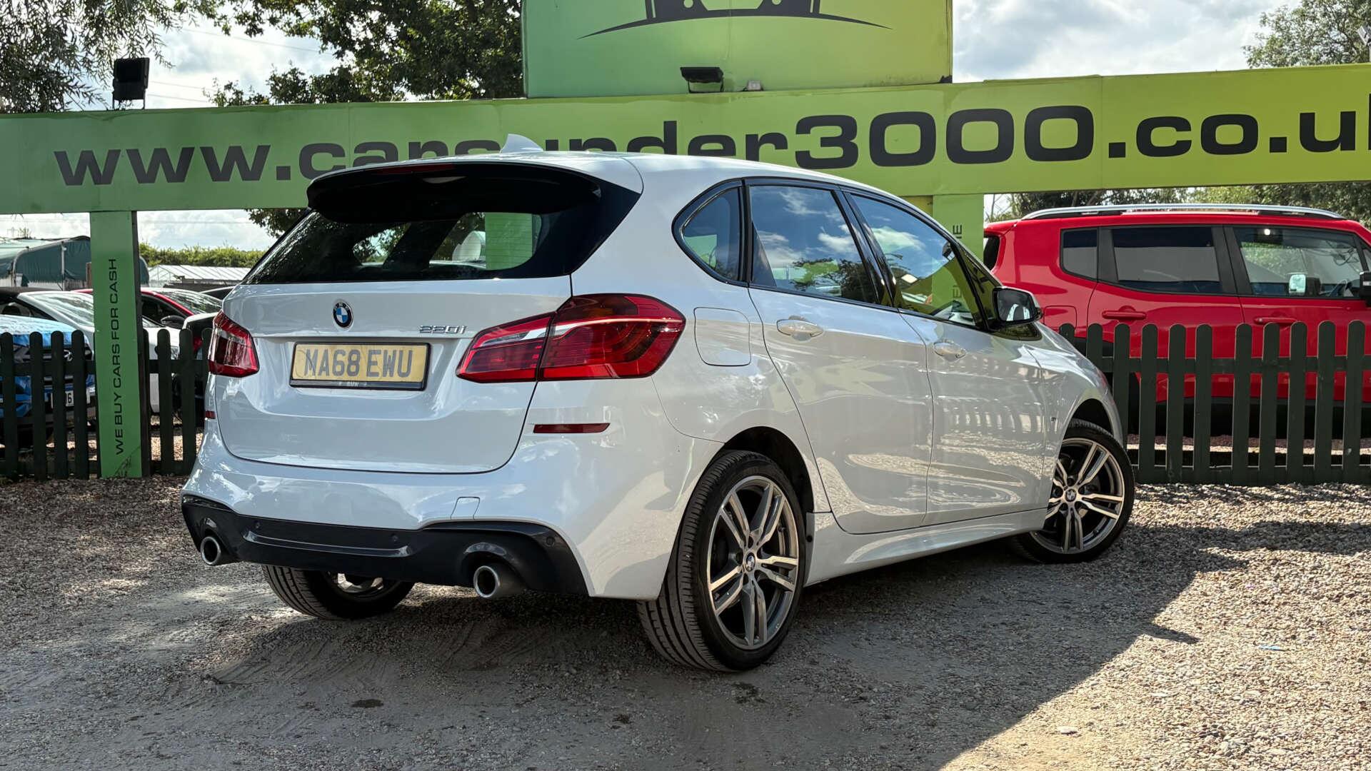 BMW 2 Series view 6