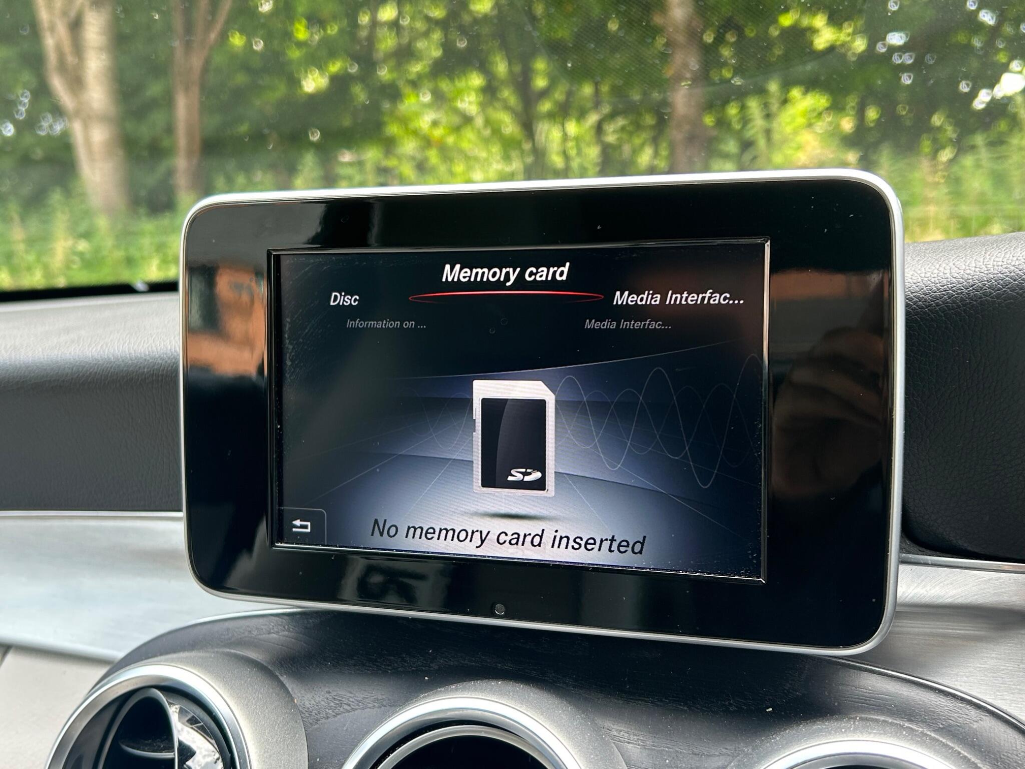 Mercedes-Benz C-Class view 39