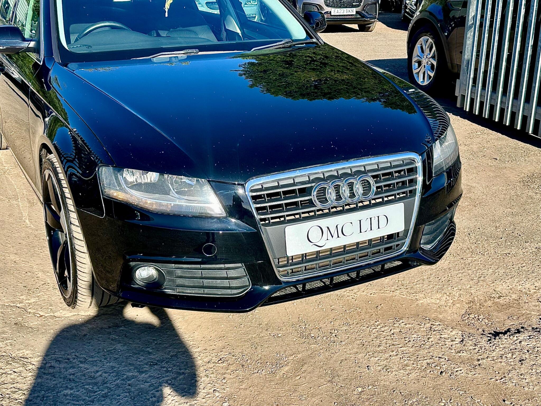 Audi A4 Avant view 9