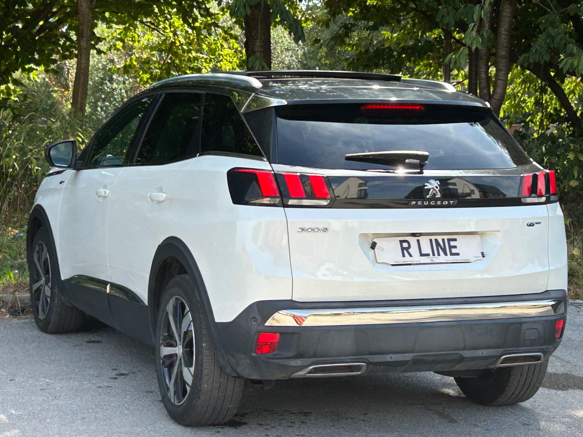 Peugeot 3008 view 9