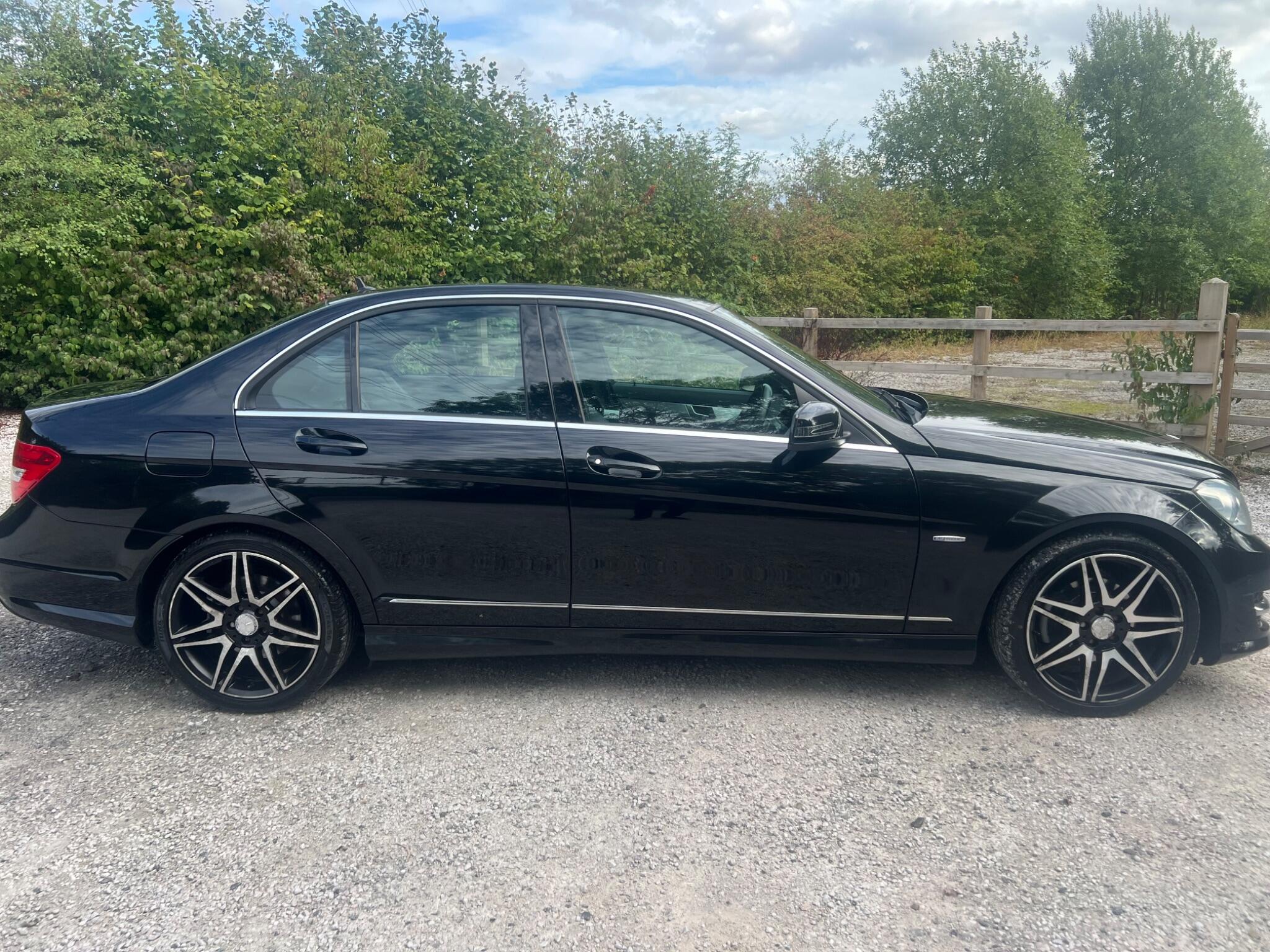 Mercedes-Benz C Class view 8