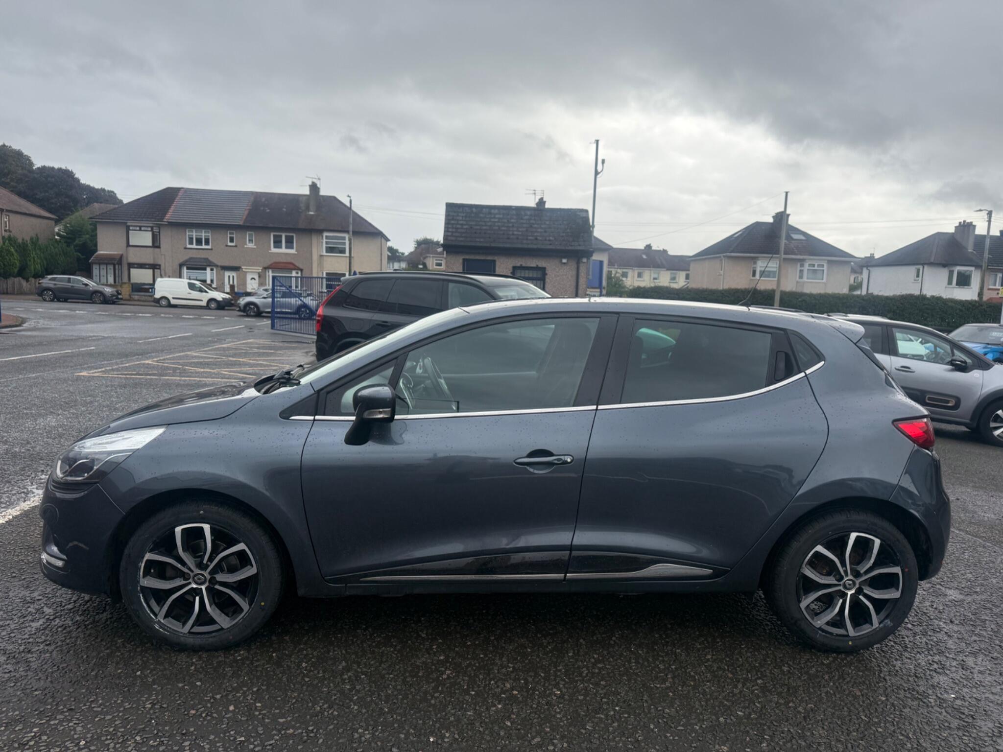 Renault Clio view 3