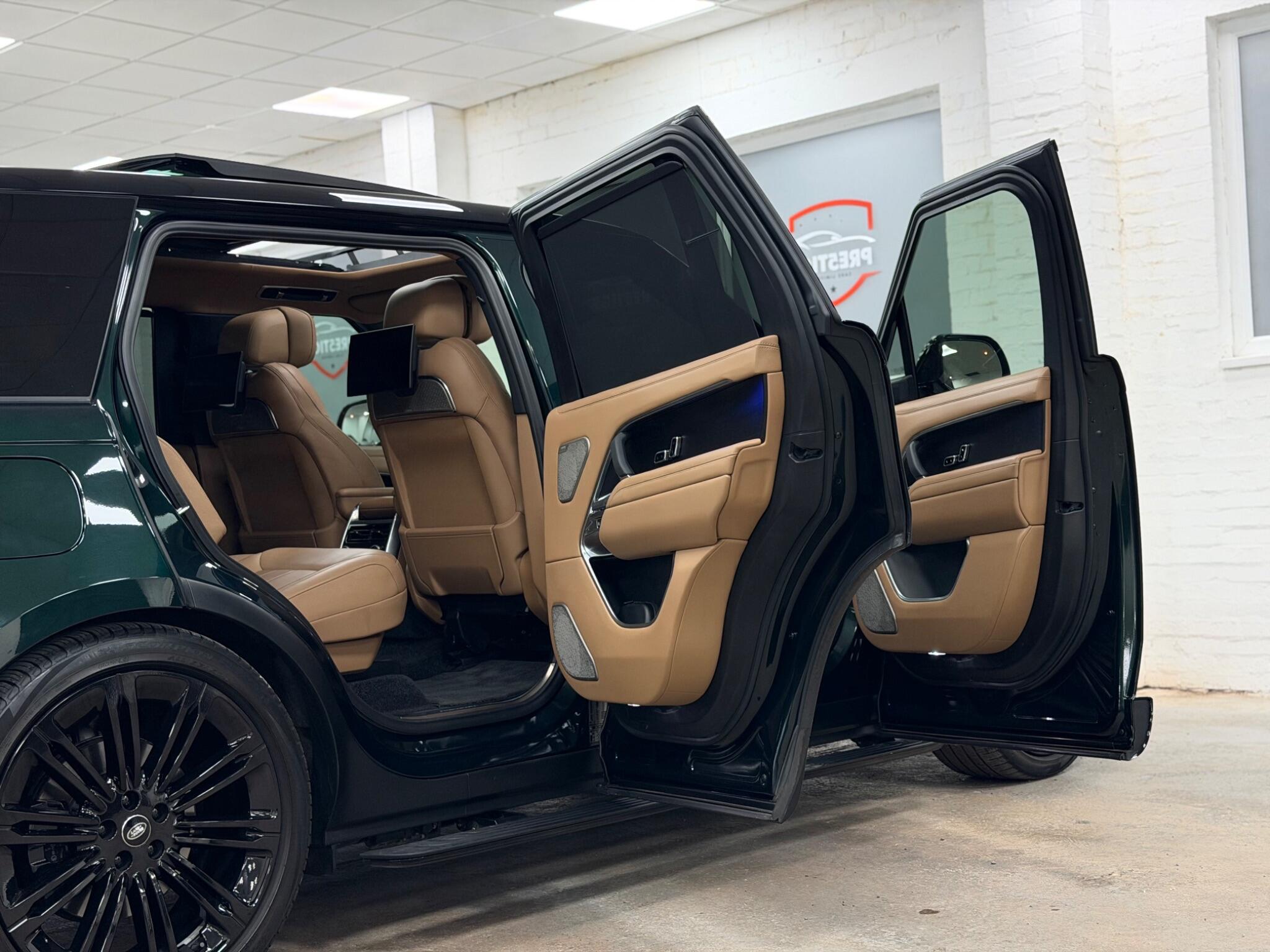 Land Rover Range Rover view 19