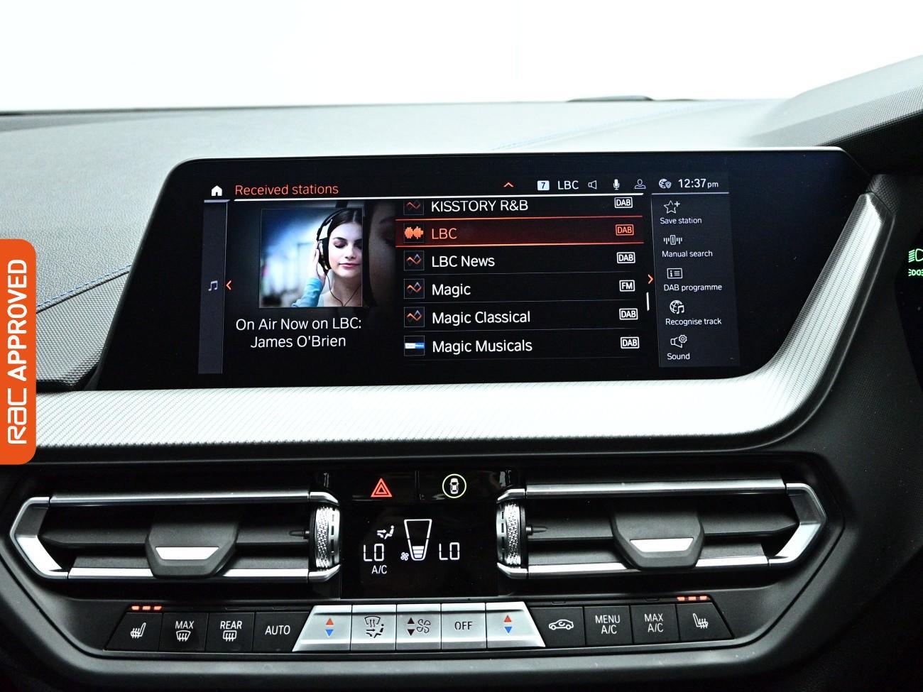 BMW 1 Series view 15