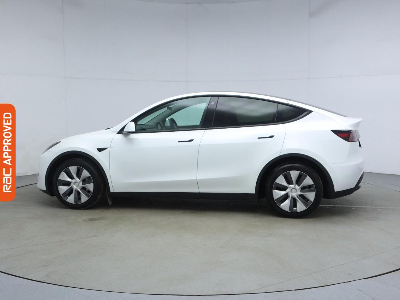 Tesla Model Y view 29