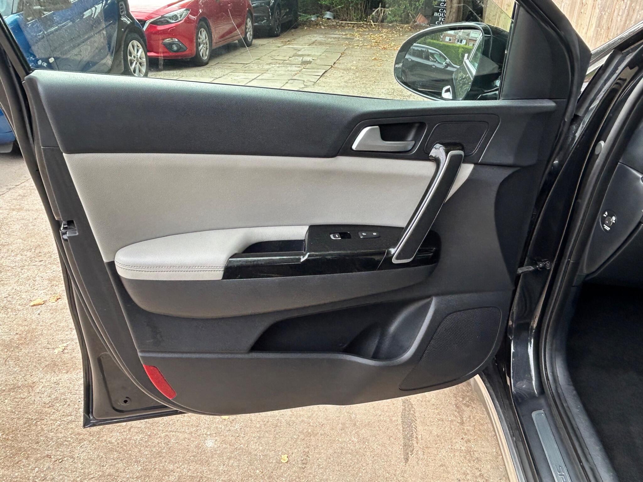 Kia Sportage view 32