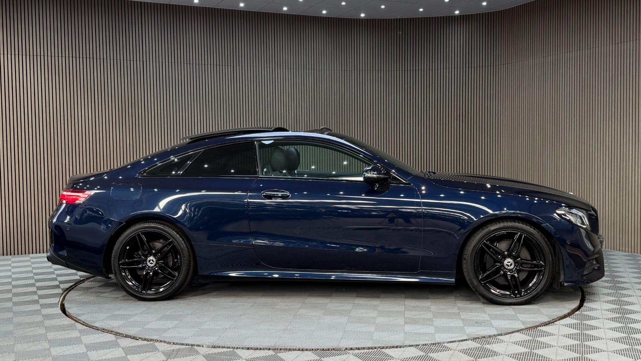 Mercedes-Benz E-Class view 38