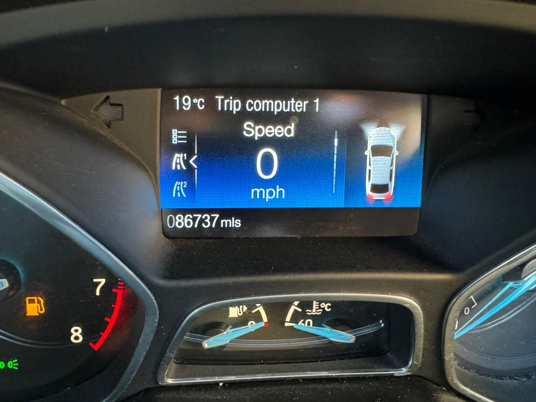 Ford Focus view 11
