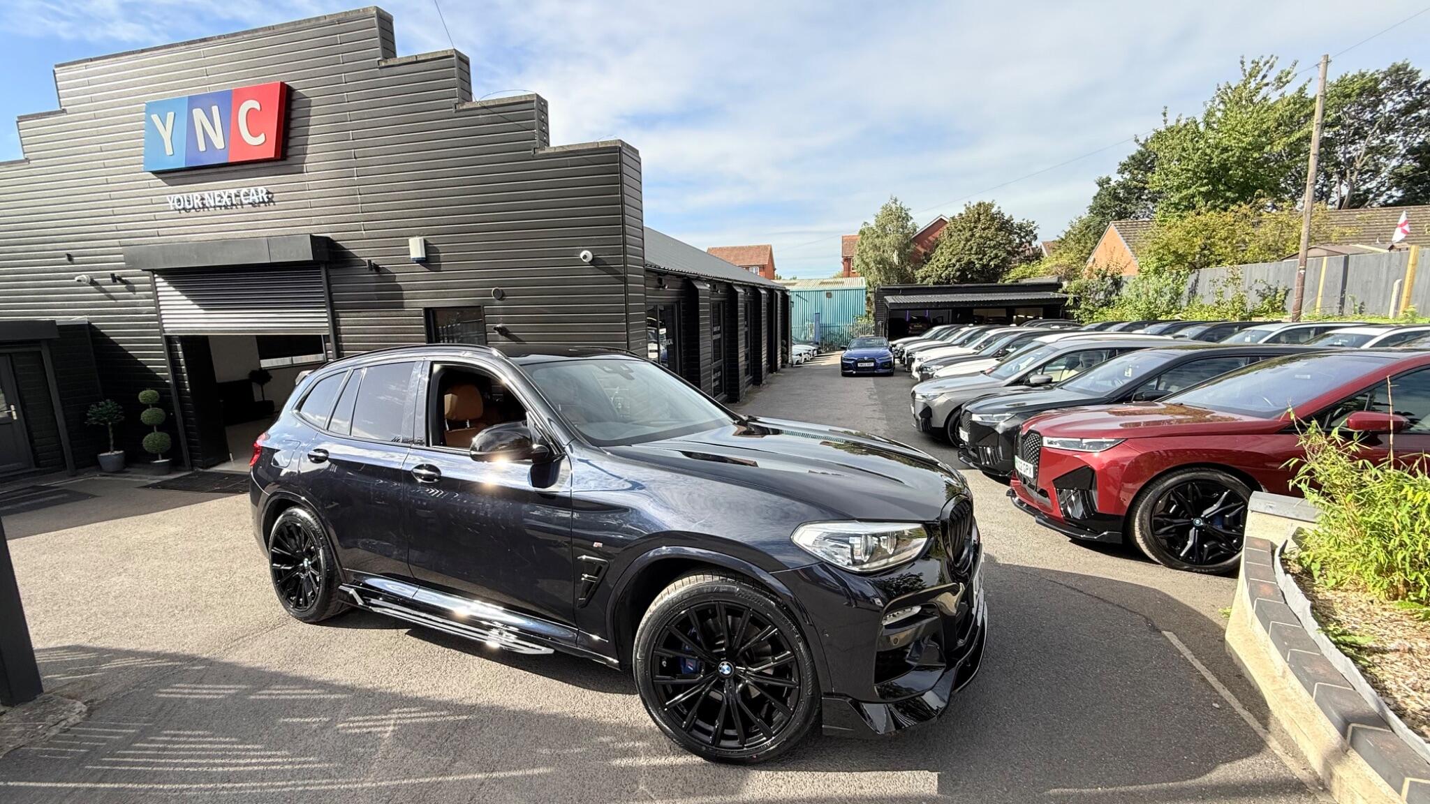 BMW X3 view 3