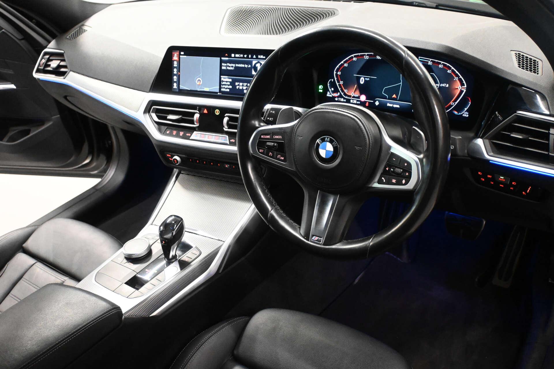 BMW 3 Series view 11