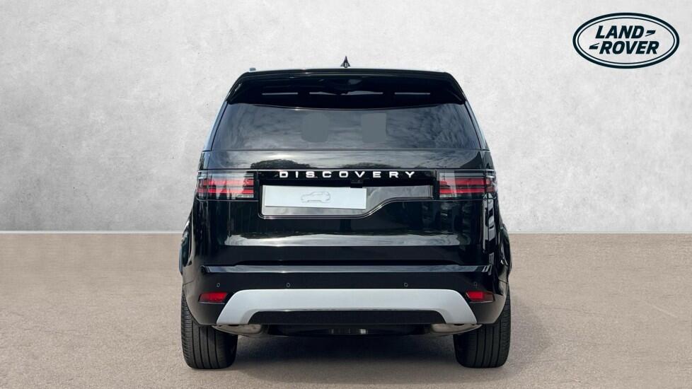 Land Rover Discovery view 6
