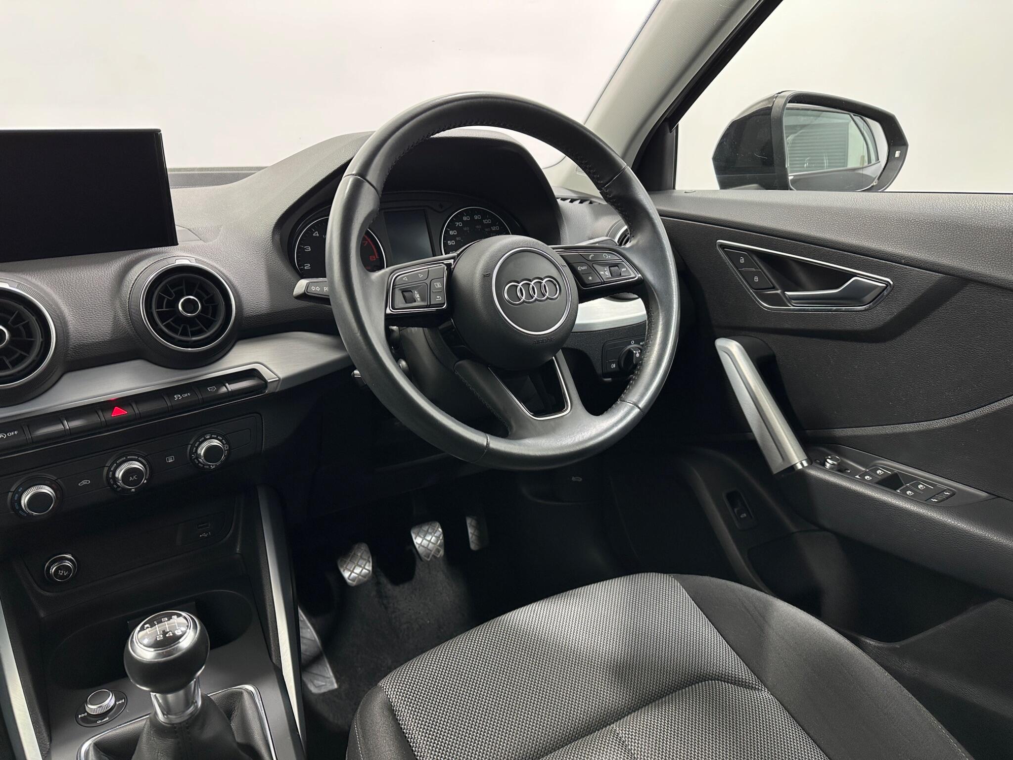 Audi Q2 view 12