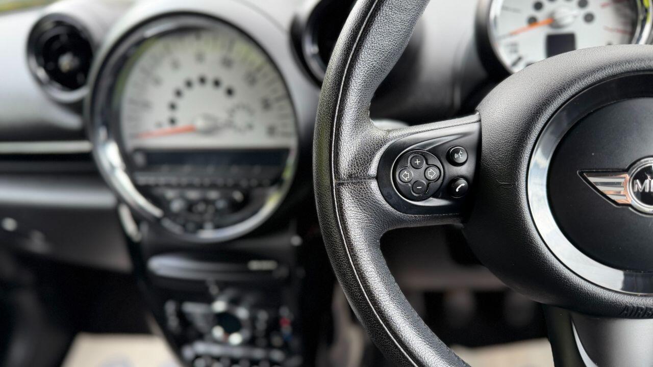 Mini Countryman view 21