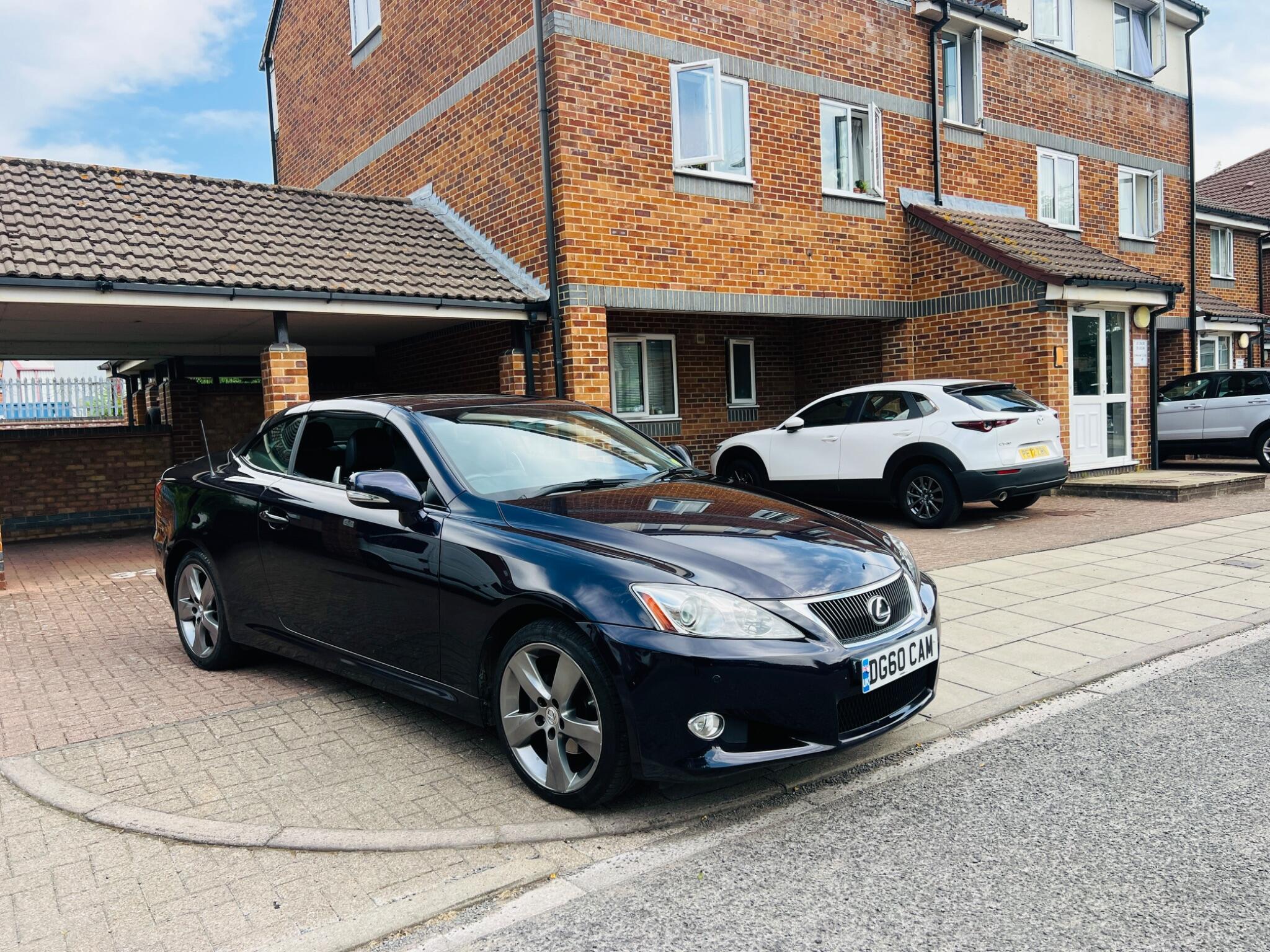 Lexus Is view 14