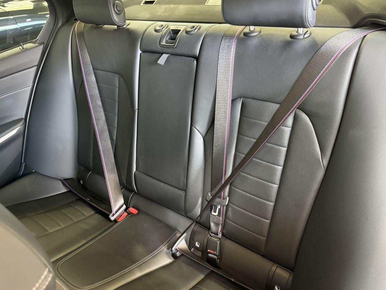 BMW 3 Series view 67