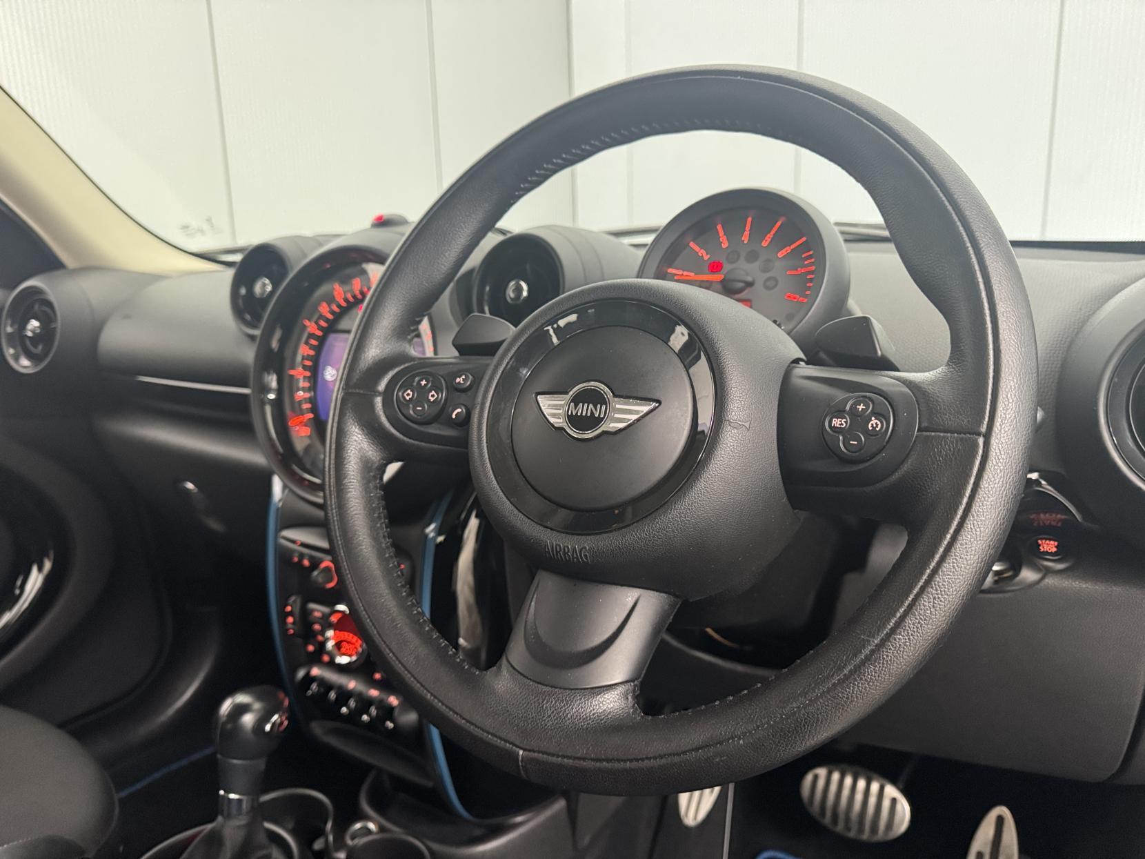 Mini Countryman view 58