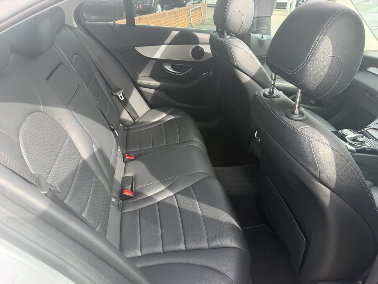 Mercedes-Benz C-Class view 16