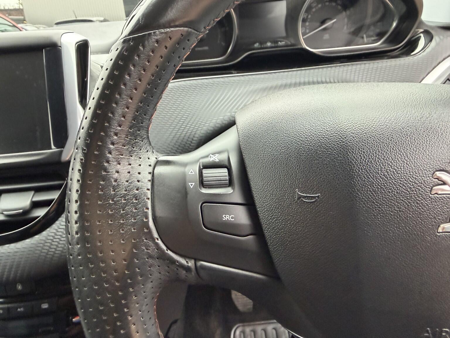 Peugeot 2008 view 23