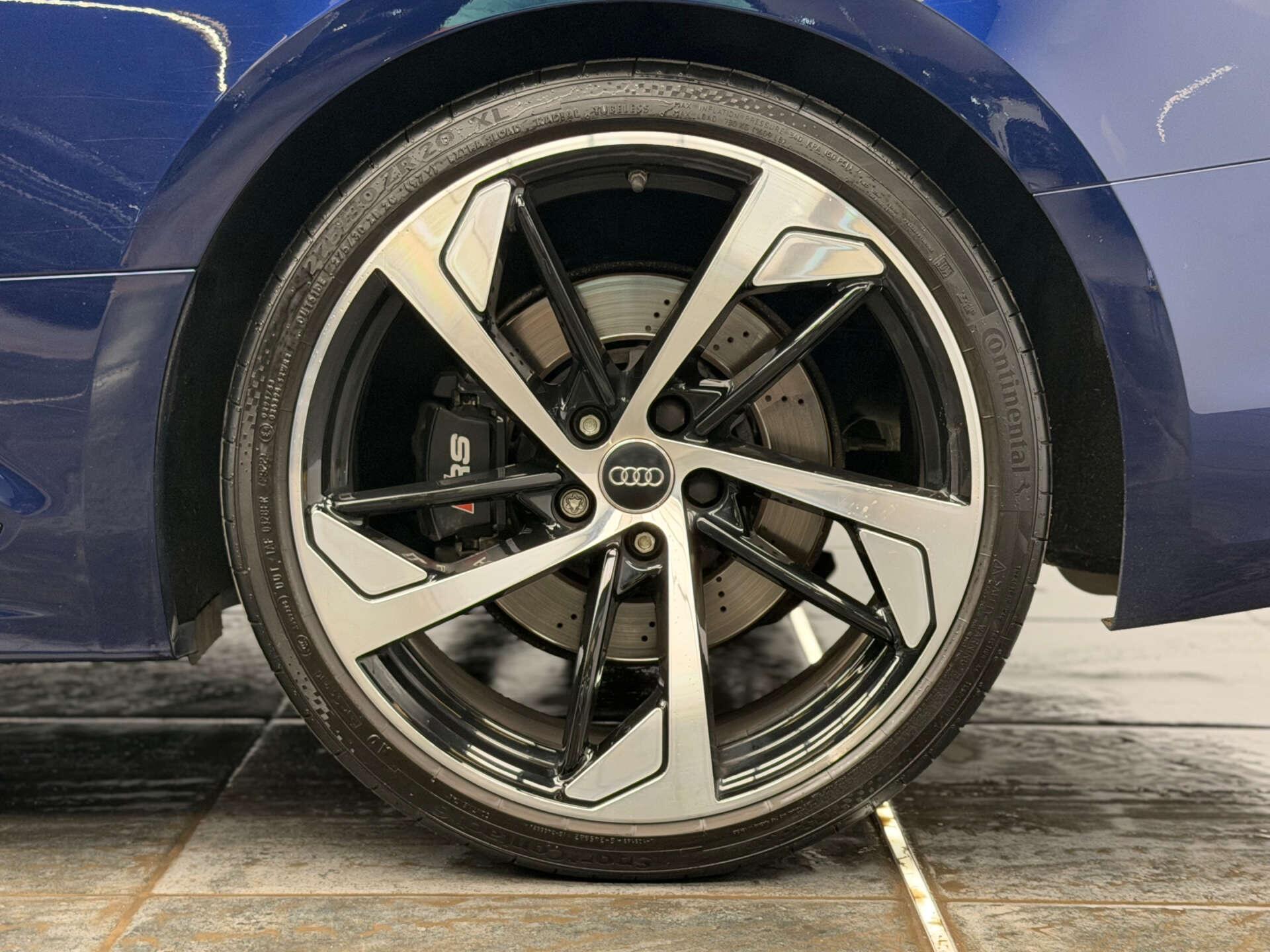 Audi RS5 view 30
