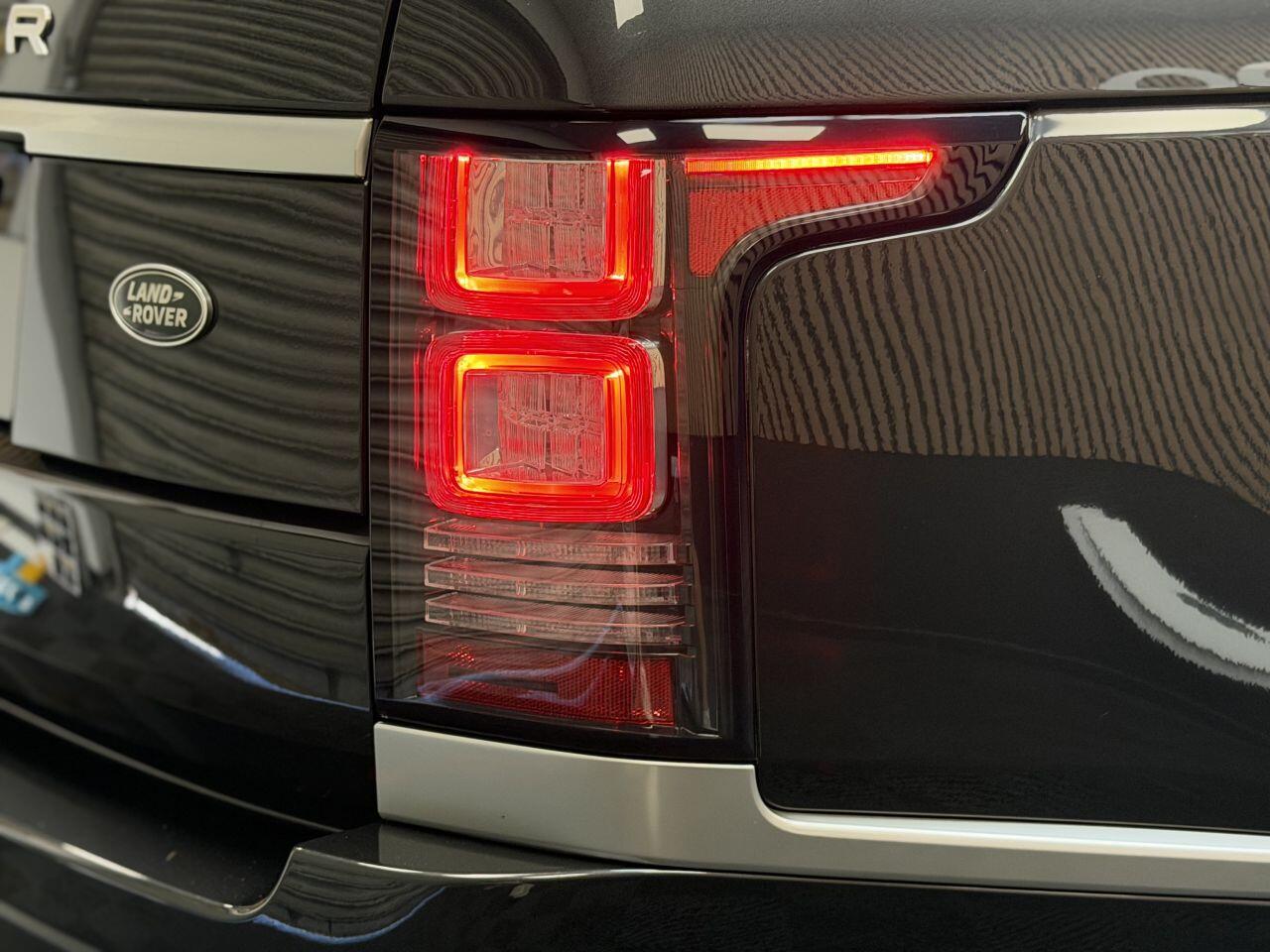 Land Rover Range Rover view 14
