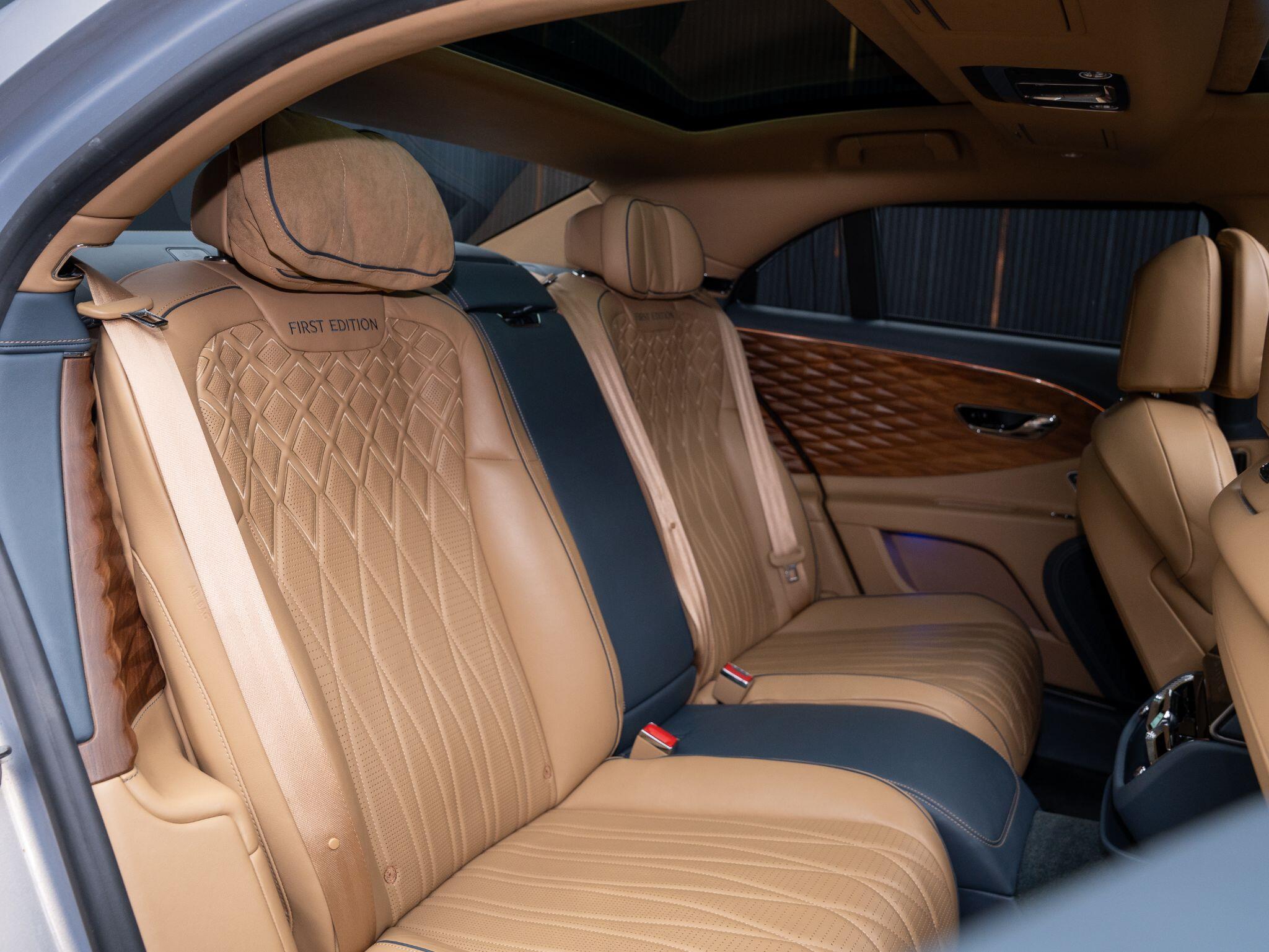 Bentley Flying Spur view 14