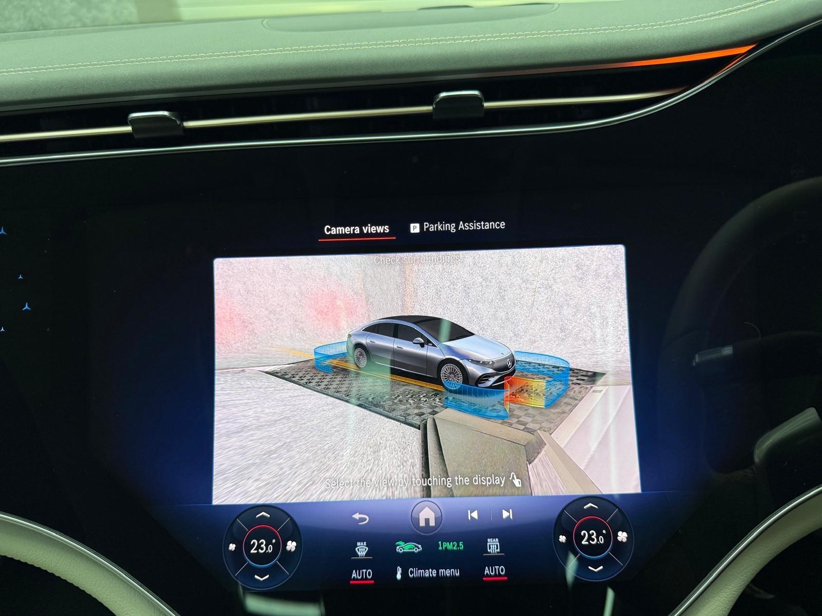 Mercedes-Benz Eqs view 18