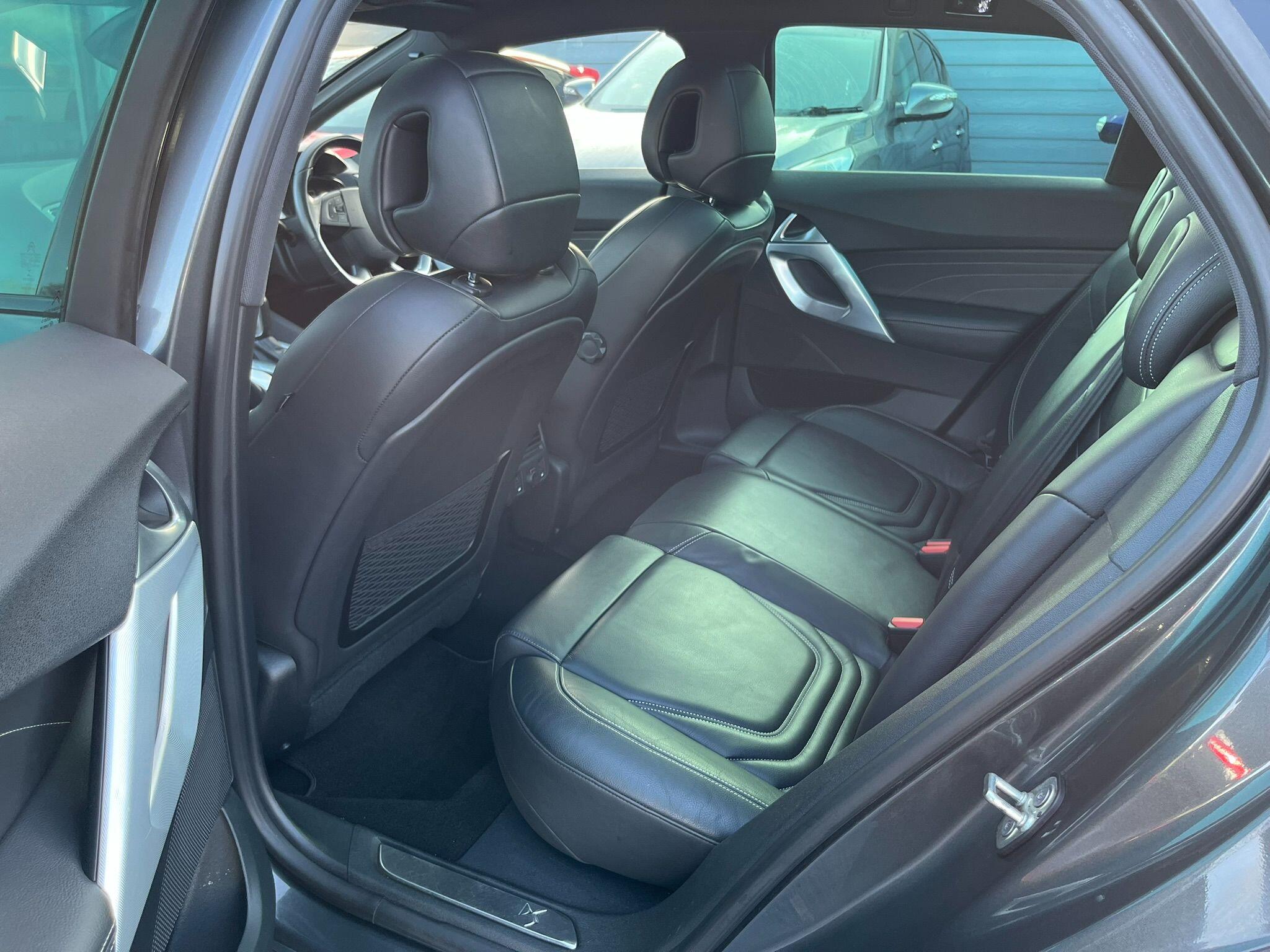 Citroen DS5 view 34