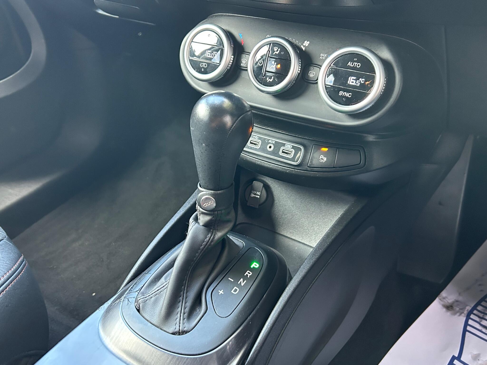 Fiat 500X view 27