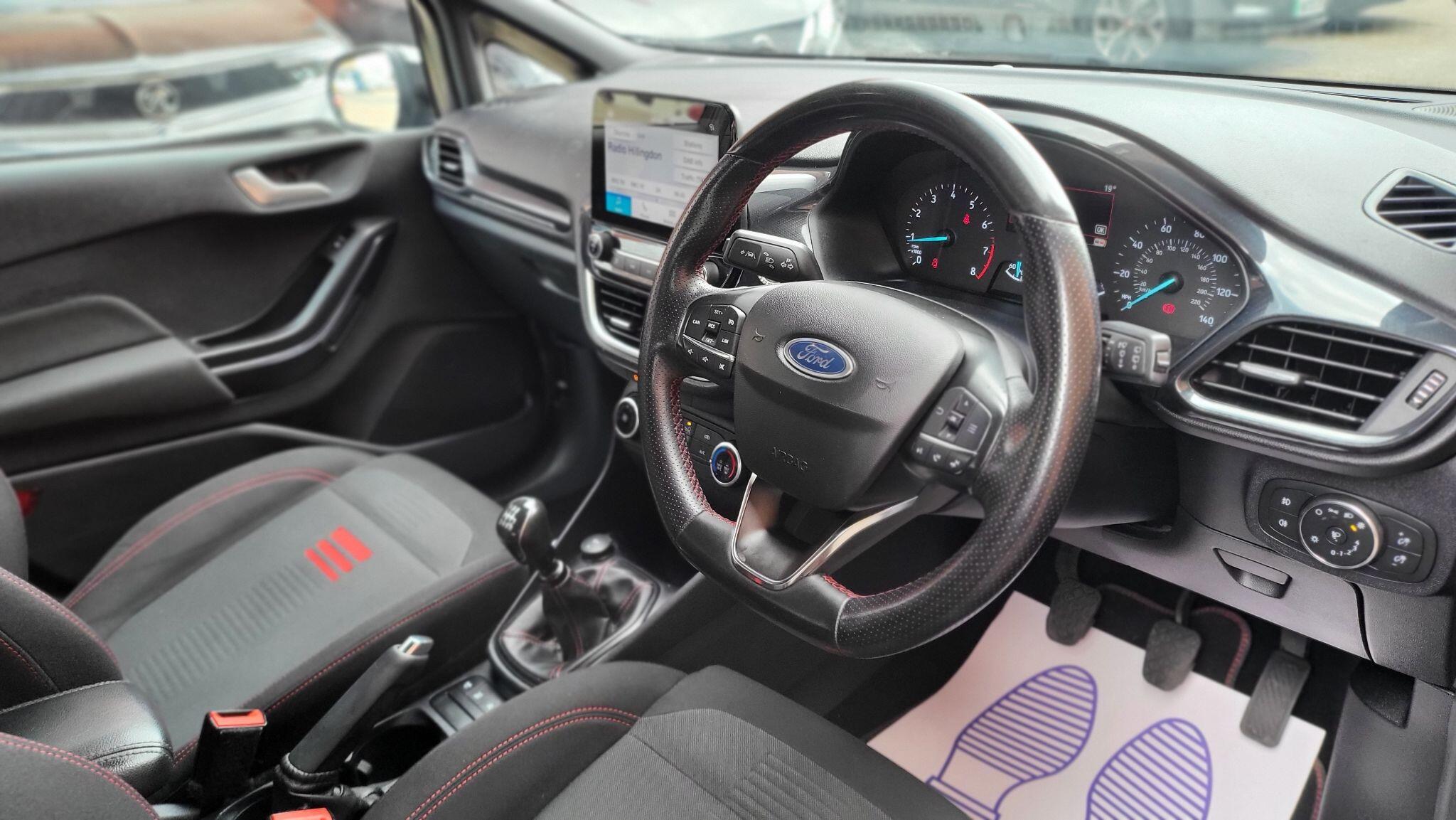 Ford Fiesta view 12
