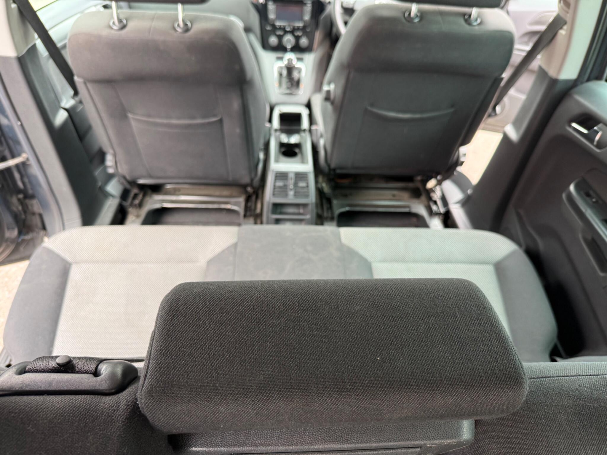 Vauxhall Zafira view 19