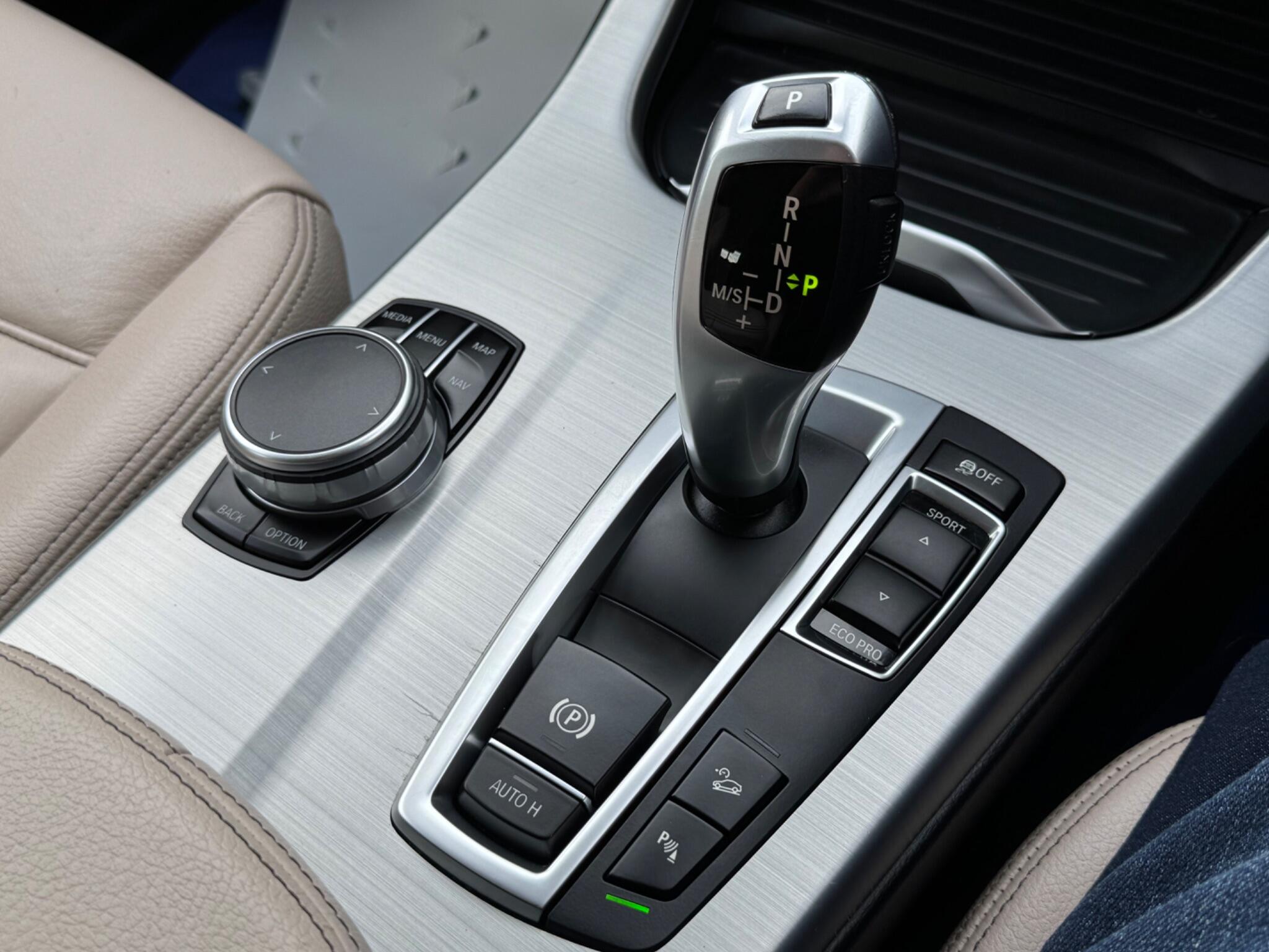 BMW X3 view 21