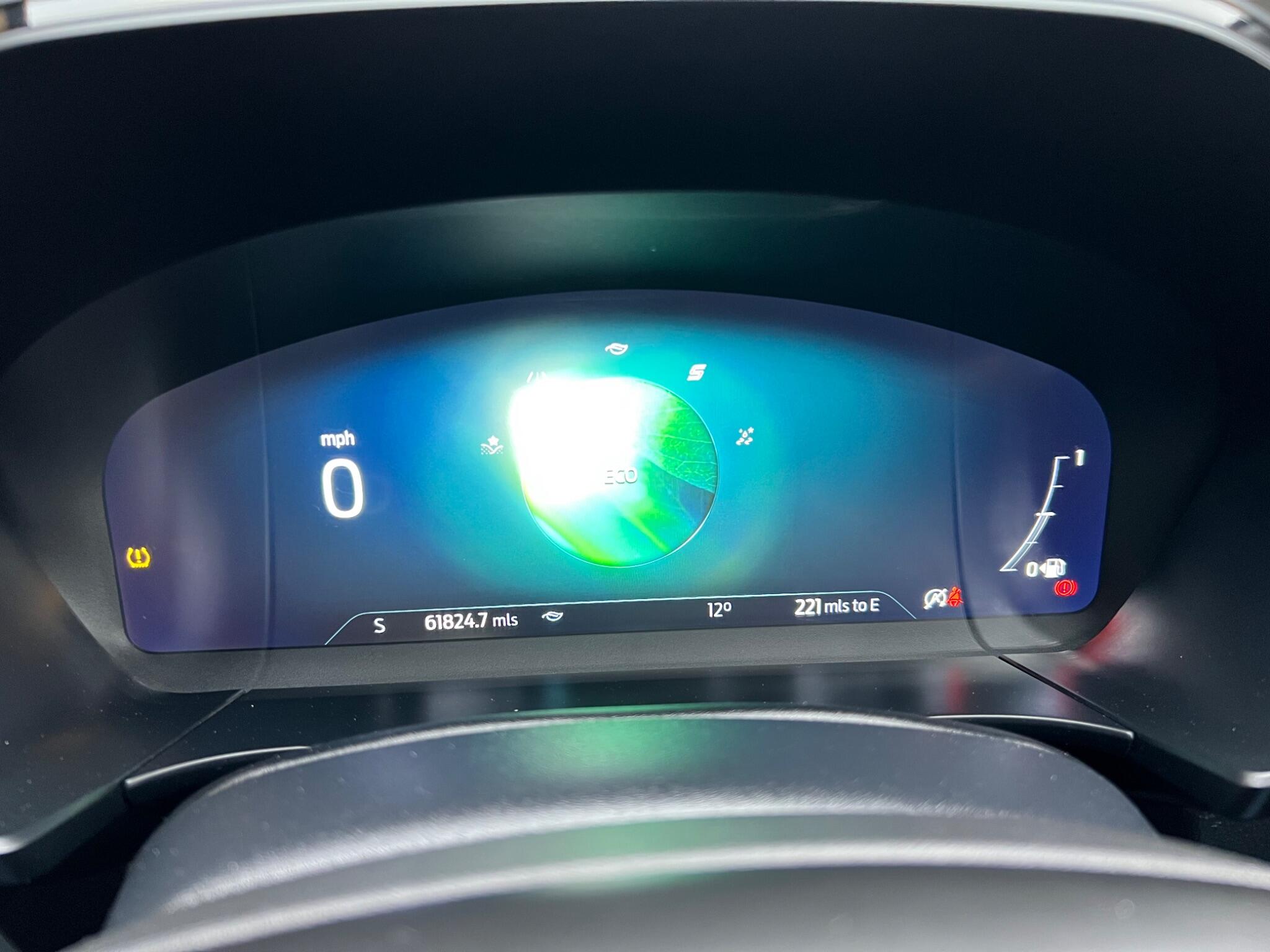 Ford Kuga view 45