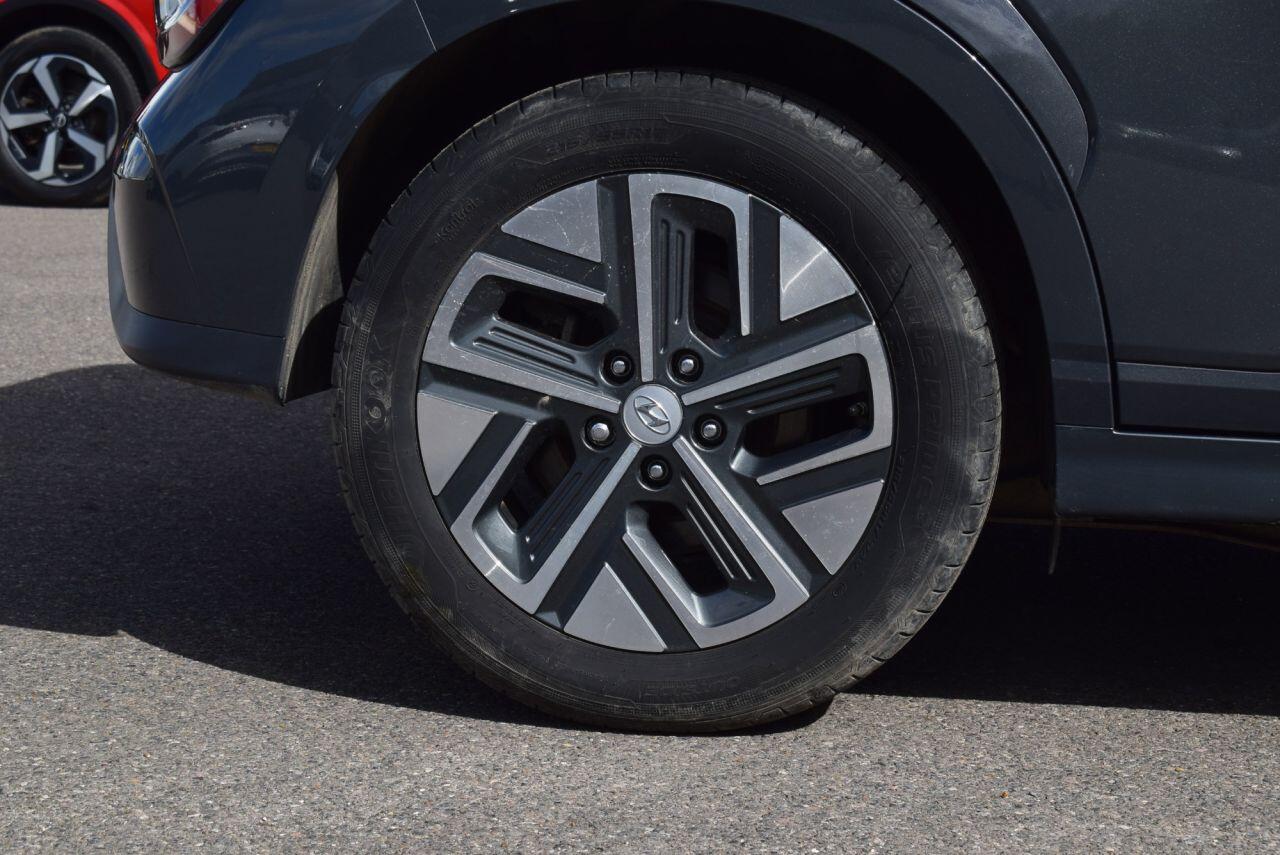 Hyundai Kona view 22