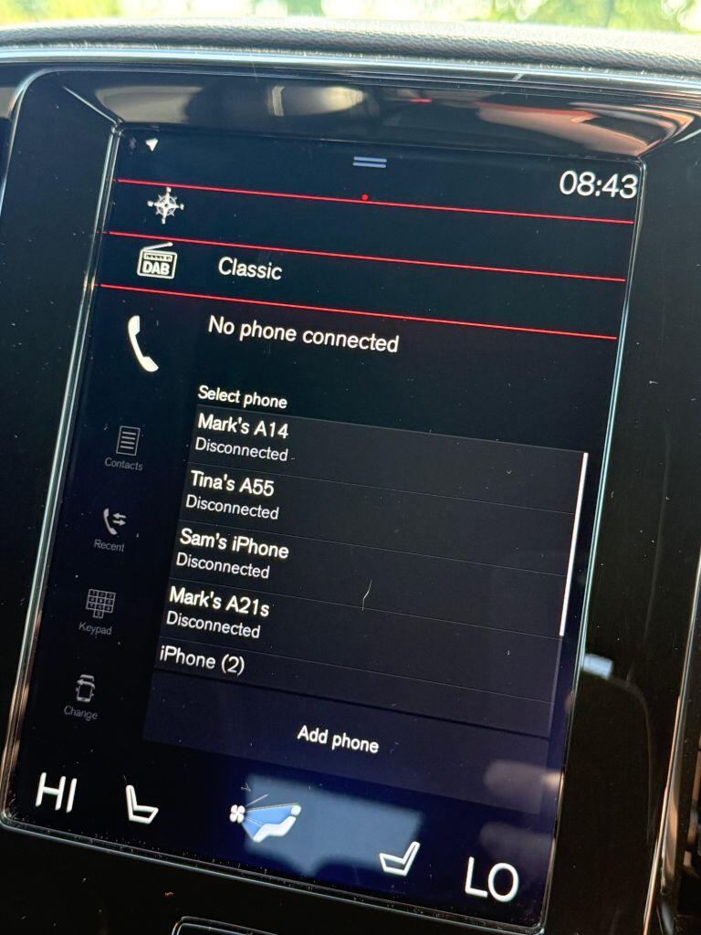 Volvo XC40 view 17