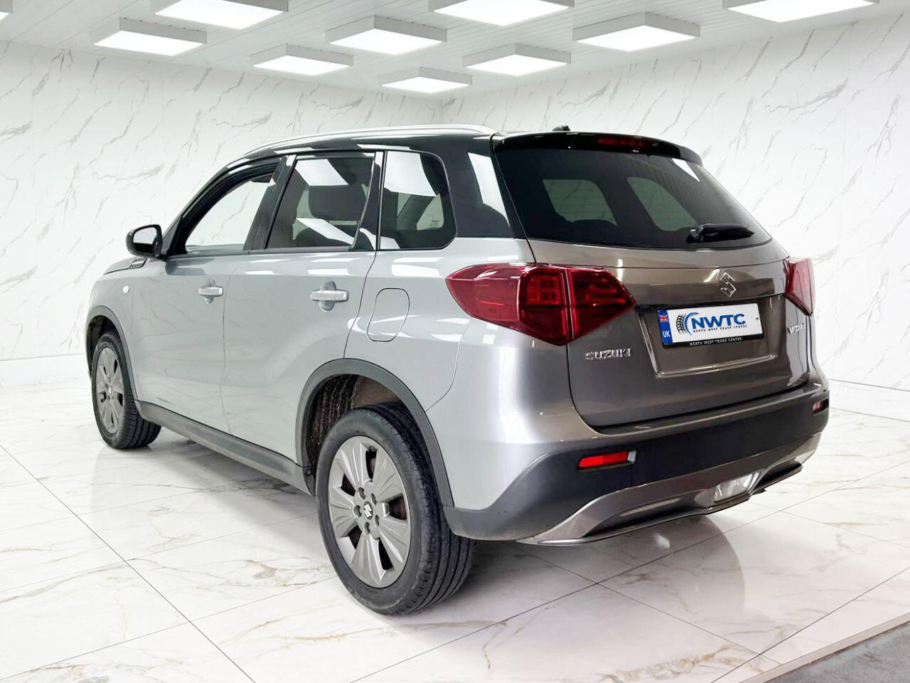 Suzuki Vitara view 12