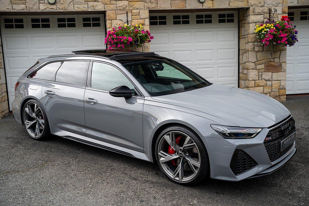 Audi RS6 view 2