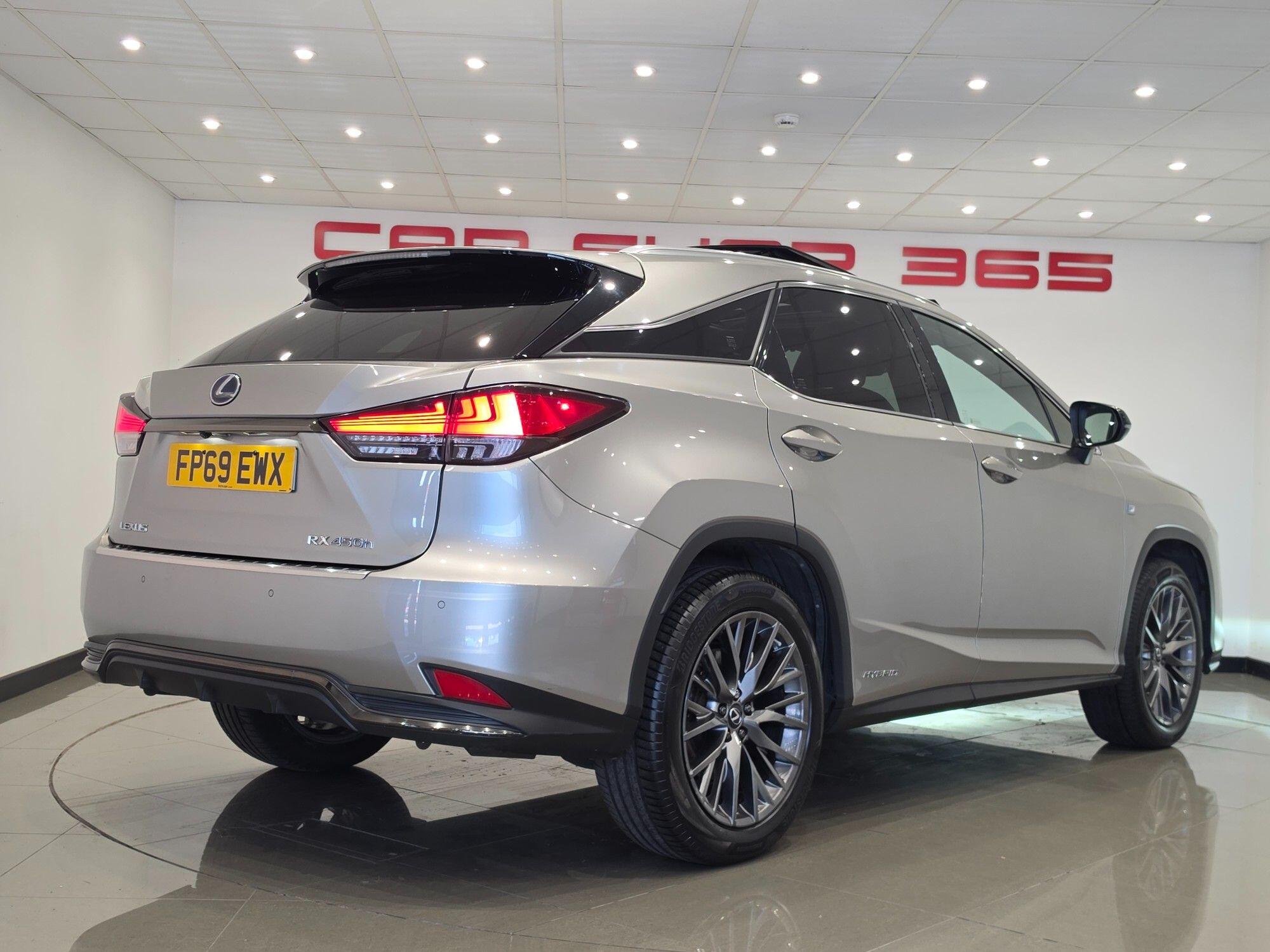 Lexus RX view 8